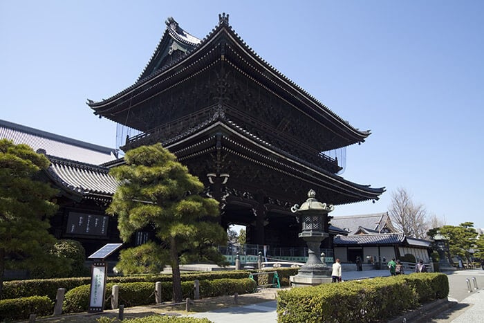 Higashi Honganji Temple