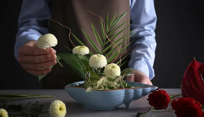 Ikebana Flower Arranging