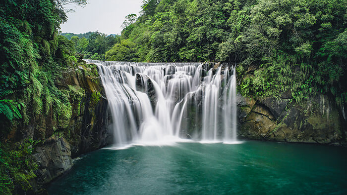 Shifen Waterfall