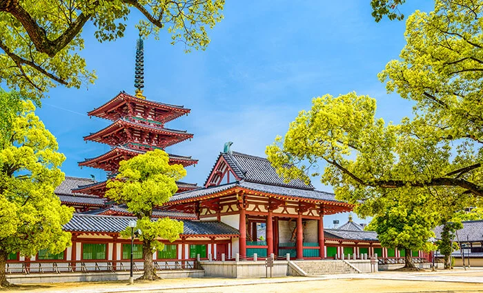 Shitennoji Temple in Osaka