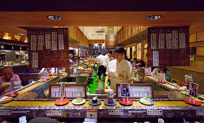 kaitenzushi conveyor belt sushi