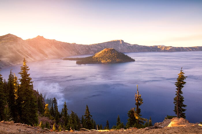 Crater Lake National Park in Oregon, USA