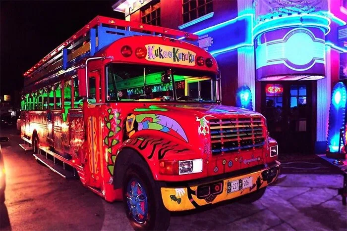 Kukoo Kunuku Party Bus