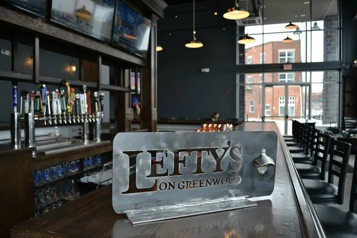 Lefty's On Greenwood