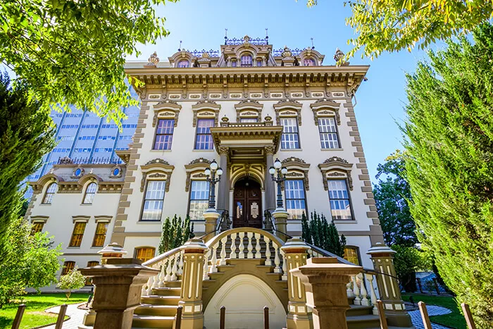 Leland Stanford Mansion