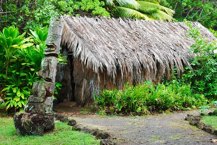 Kamokila Hawaiian Village