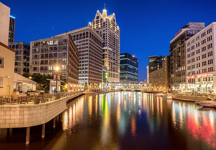 Milwaukee RiverWalk