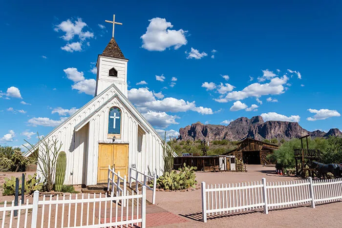 Superstition Mountain Museum