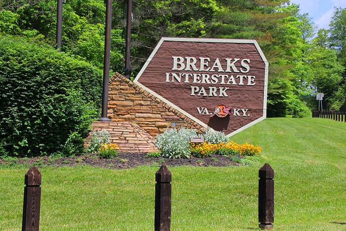 Breaks Interstate Park