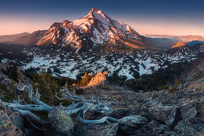 places to visit in oregon in february