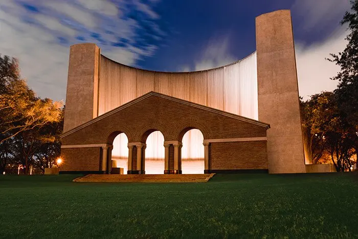 Hines Waterwall Park