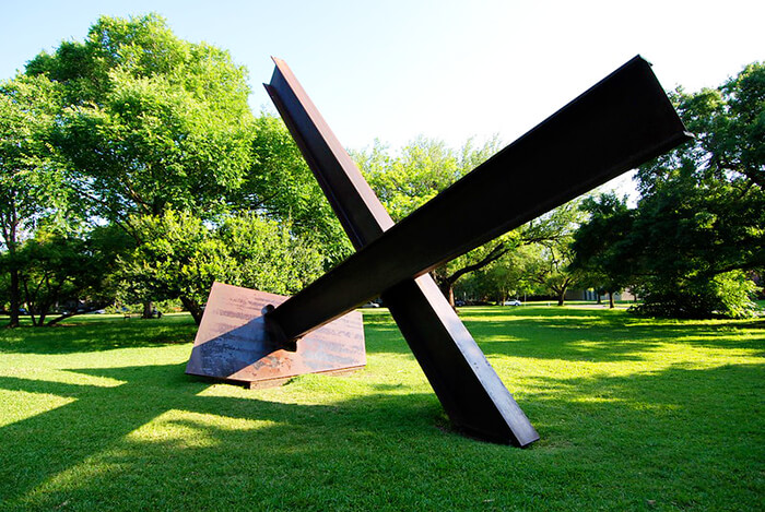 Menil Park & Neighborhood