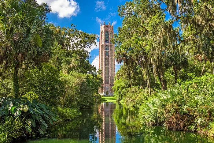 Jardines de la torre Bok