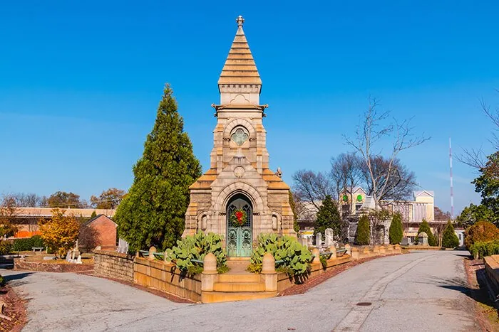 Oakland Cemetery