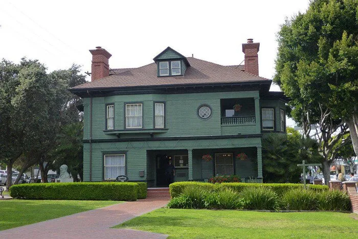 California Heritage Museum