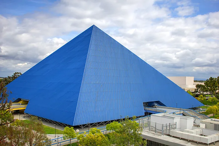 Walter Pyramid