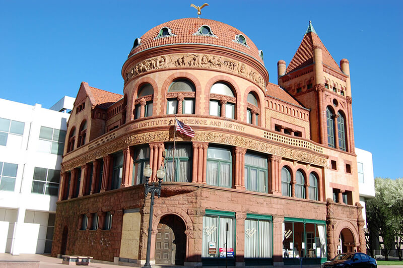 The Barnum Museum