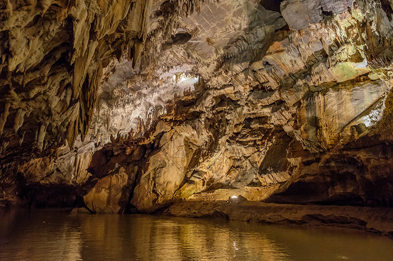 Penn's Cave