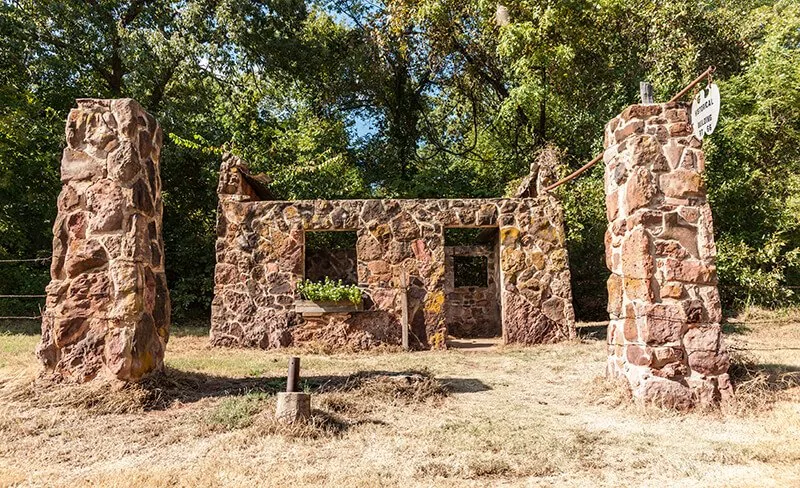 Old Route 66 Filling Station