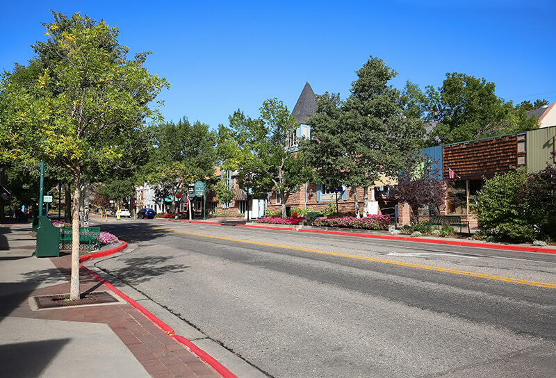 Elkhorn Avenue and Moraine Avenue