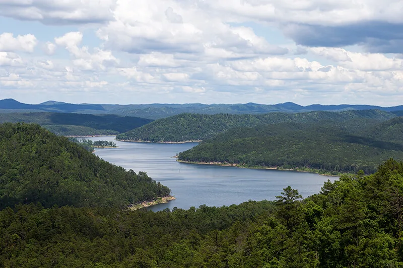 Broken Bow Lake