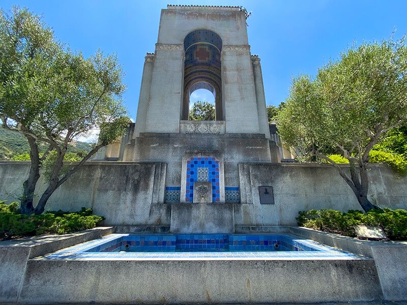 Wrigley Memorial and Botanic Garden