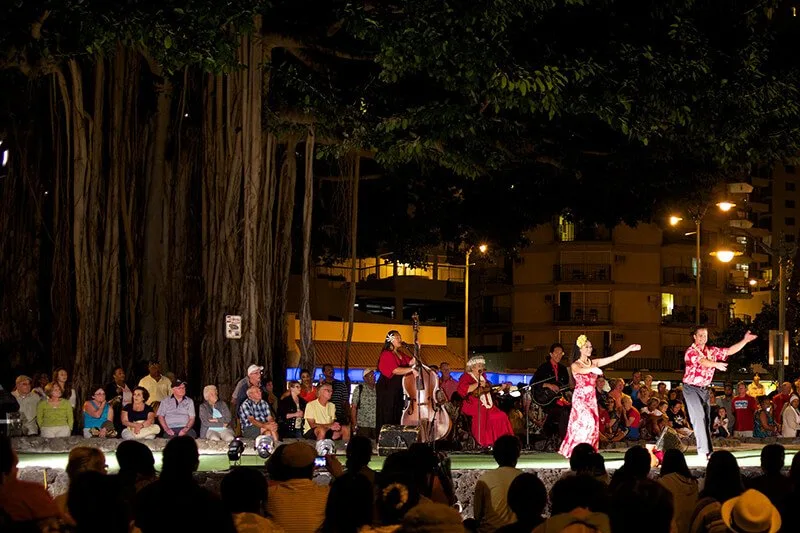 Kuhio Beach Hula Show