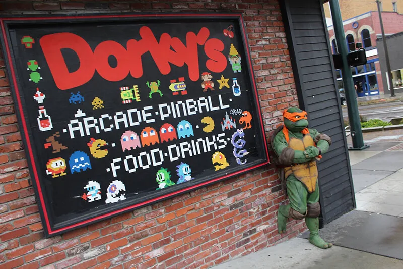 Dorky’s Bar Arcade