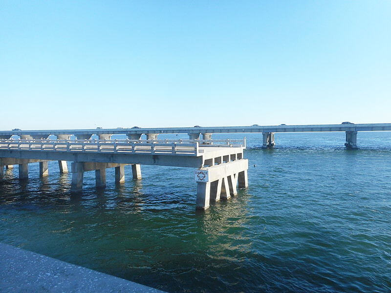 Skyway Fishing Pier State Park