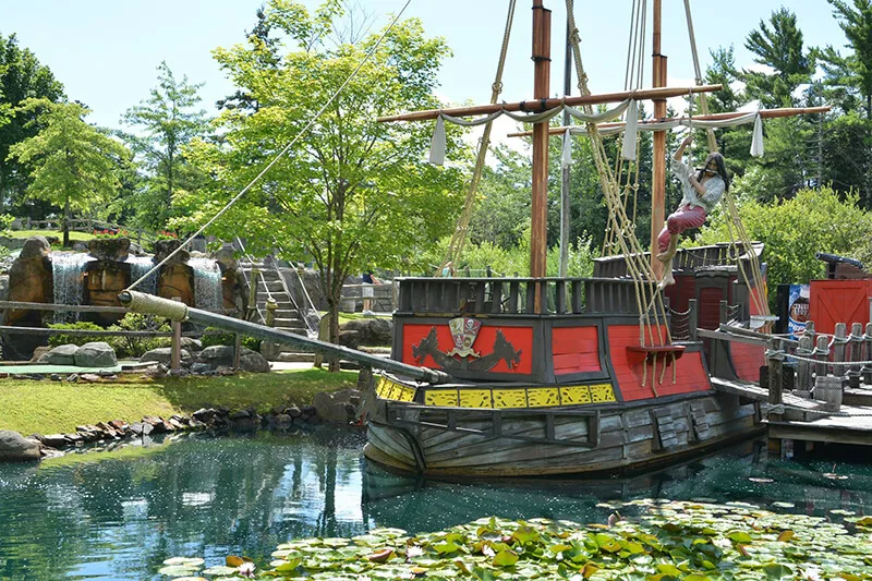 Pirate’s Cove Adventure Golf